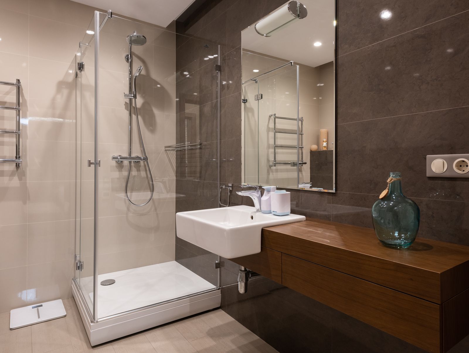 2. Modern Bathroom Ideas