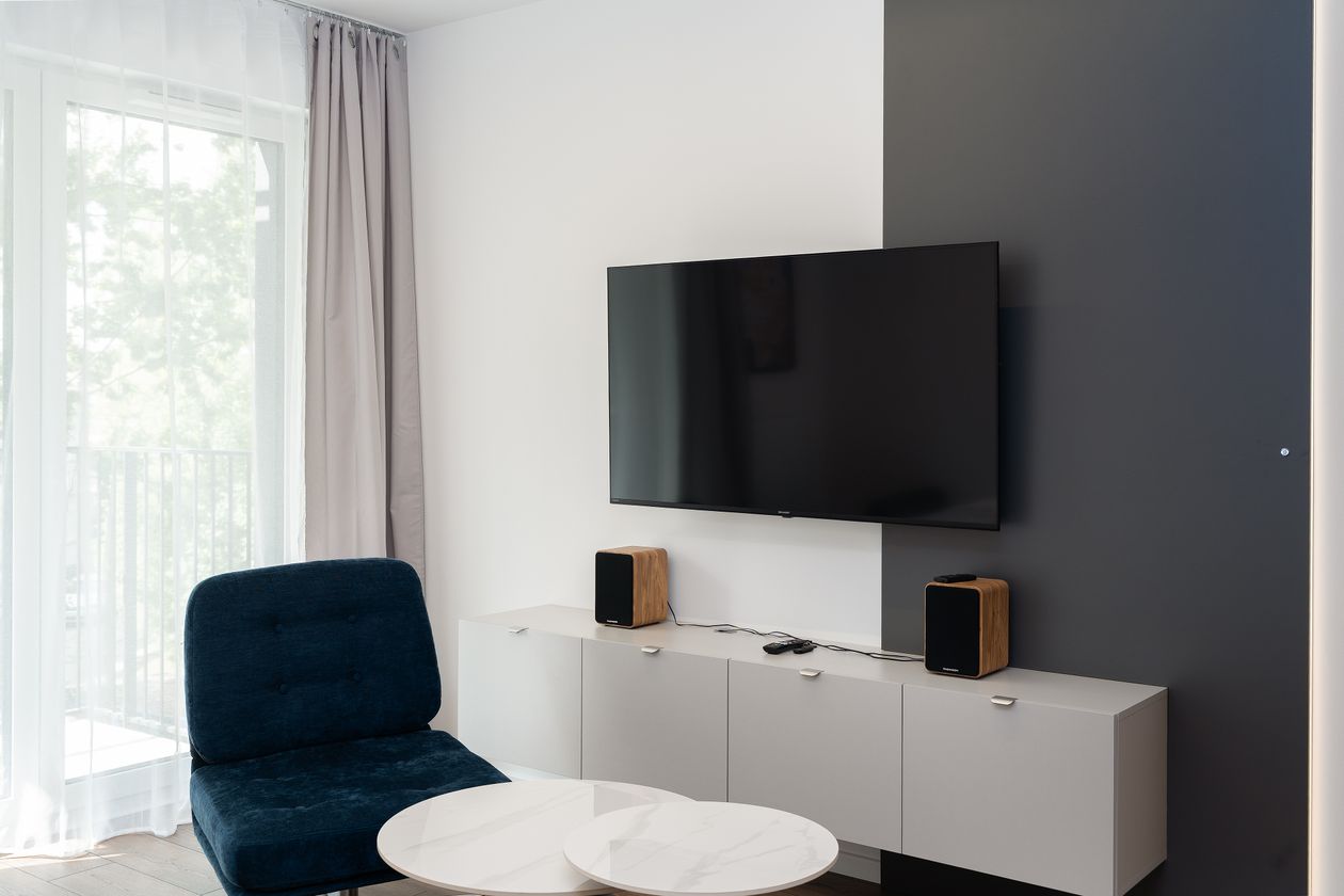 TV wall decor and wall design ideas with the television integrated into the wall design