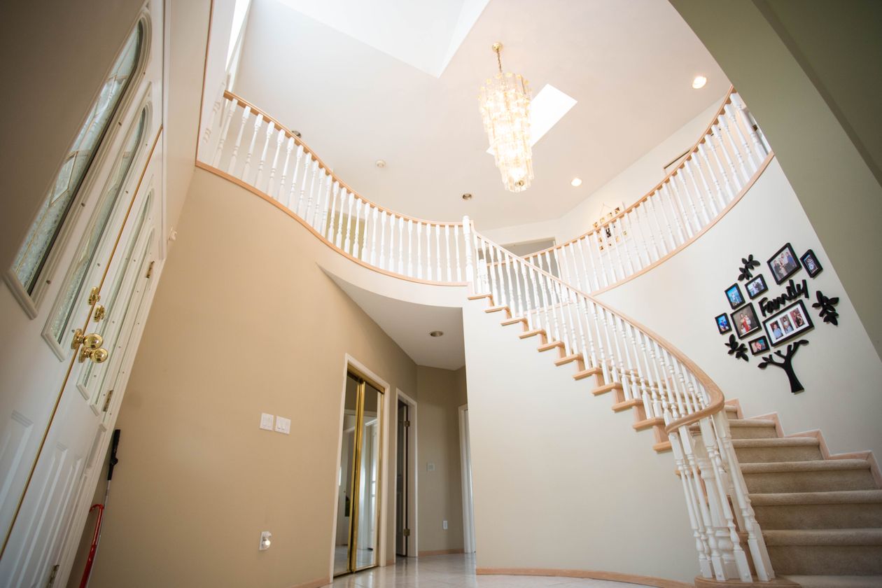 15 Entryway, Hallway and Staircase Ideas for a Stylish and Beautiful Home